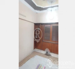 Flat available for rent