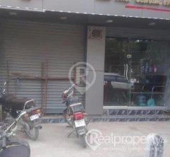 Shop Available on Rent