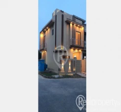 3 Marla Corner House in C Block is  For Sale