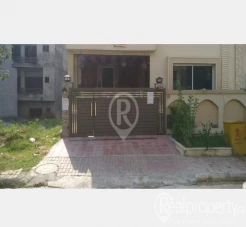 Beautiful 7 Marla Brand New Luxury House with basementBahria Town-8 - Rafi Block