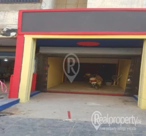 Shop available on rent