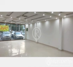 8 Marla Hall For Rent 