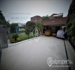 SYED BROTHERS OFFERS 2 KANAL BUNGALOW FOR SALE AT PRIME LOCATION OF DHA