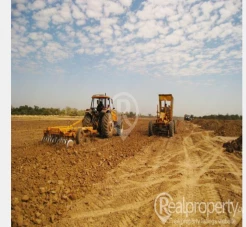 Plot for sale in Victoria City