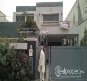 ONE KANAL BUNGALOW FOR RENT DHA PHASE 5 BLOCK E