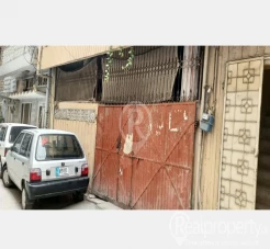 Family or for Bachelors Ground Por 5 Marla Near Benazir Hospital metro