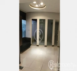 6000 Sq Ft Semi Furnished Office Available for Rent - Gulberg Lahore