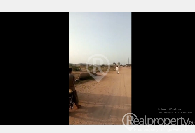 120 square yard plot for sell in pir buksh village 