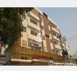 3 Bed DD Flat for rent 1st floor at Parsi Colony