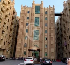 Brand new 2 Bed Apartment near Bahria Town