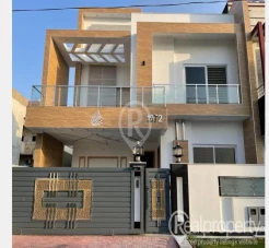 10 Marla House for sale