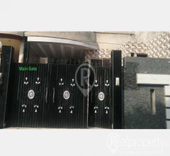 10 Marla Ground floor for rent (Muslim Town Officer Block Faisalabad)