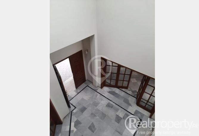 2 Kanal House for Sale