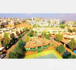Plot available in Bahria Town 