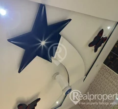 10 Corner House for sale