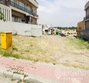 Prime Location 05 -Marla Plot for Sale in D-12 