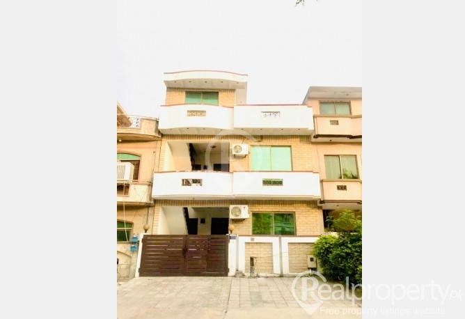 Solid House with Extra Land for Sale in Prime Location of Islamabad