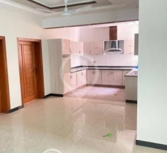 8.5 marla house for sale 